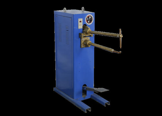 Máquina de la fabricación del filtro de aire 15KA, máquina neumática de la soldadura por puntos 2500N